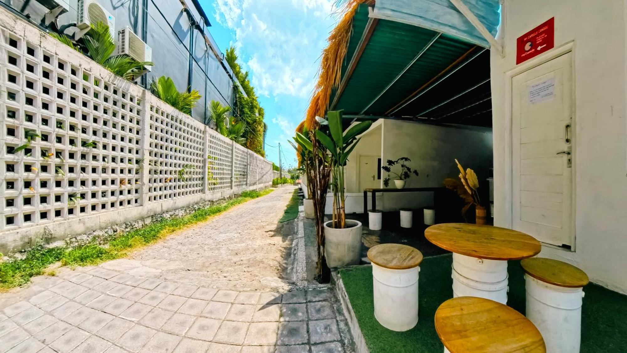 My Capsule Canggu Екстер'єр фото